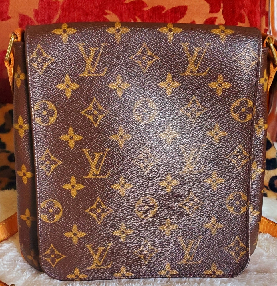 Louis Vuitton Musette Salsa PM Crossbody Bag